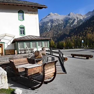 Penzion Rifugio Ospitale, Cortina dʼAmpezzo